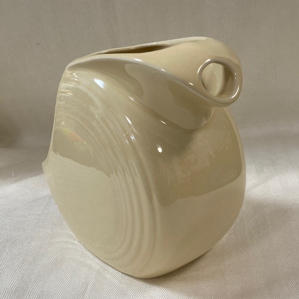 Fiesta Large Disk Pitcher - Picture 5 of 5